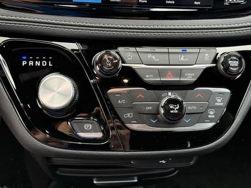 new 2026 Chrysler Pacifica car, priced at $44,431