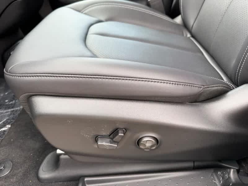 new 2026 Chrysler Pacifica car, priced at $44,431