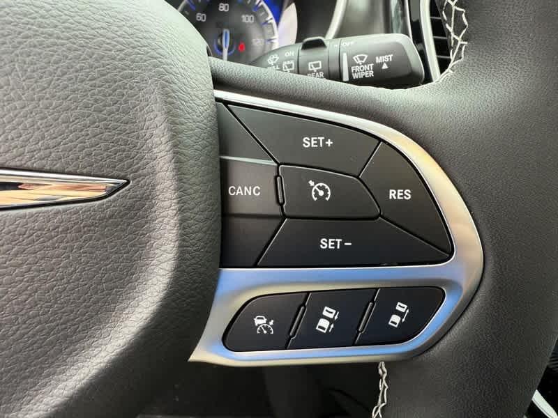 new 2026 Chrysler Pacifica car, priced at $44,737