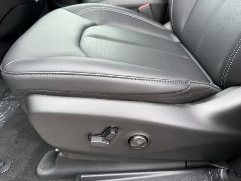 new 2026 Chrysler Pacifica car, priced at $44,737