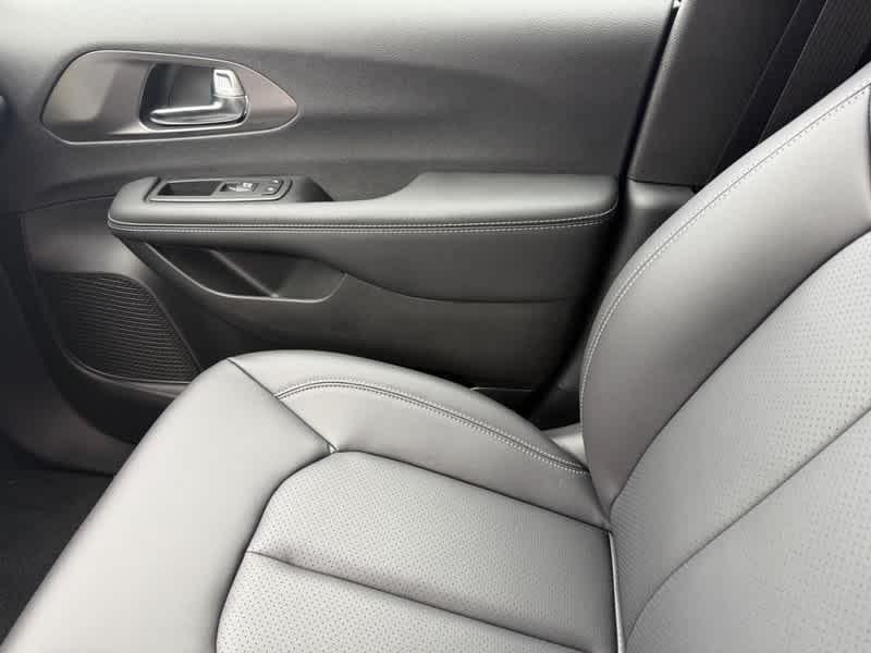 new 2026 Chrysler Pacifica car, priced at $44,737