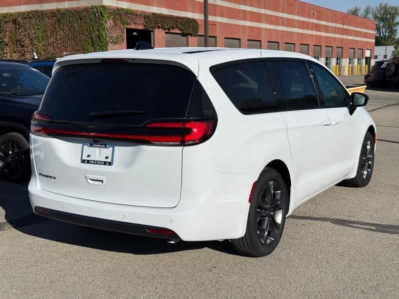 new 2026 Chrysler Pacifica car, priced at $45,289
