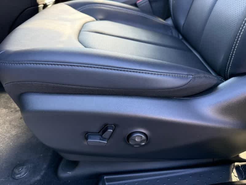 new 2026 Chrysler Pacifica car, priced at $45,289