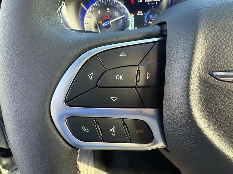 new 2026 Chrysler Pacifica car, priced at $45,289