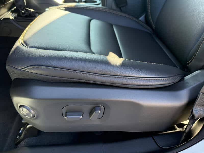 new 2025 Jeep Wrangler car, priced at $52,374