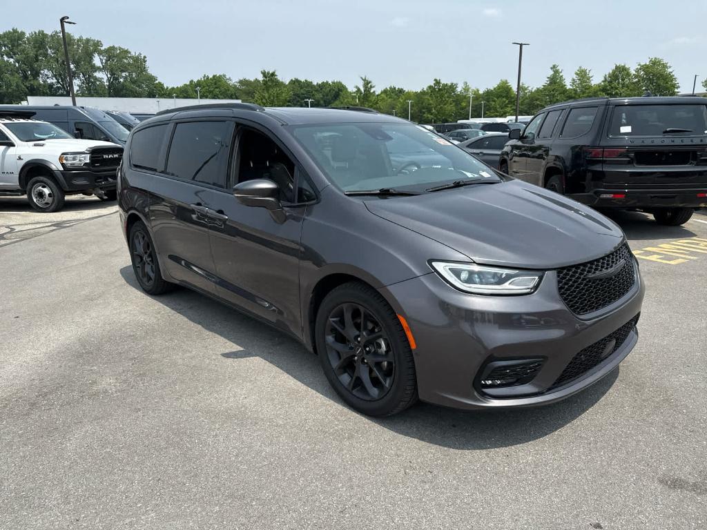 used 2022 Chrysler Pacifica car, priced at $36,988