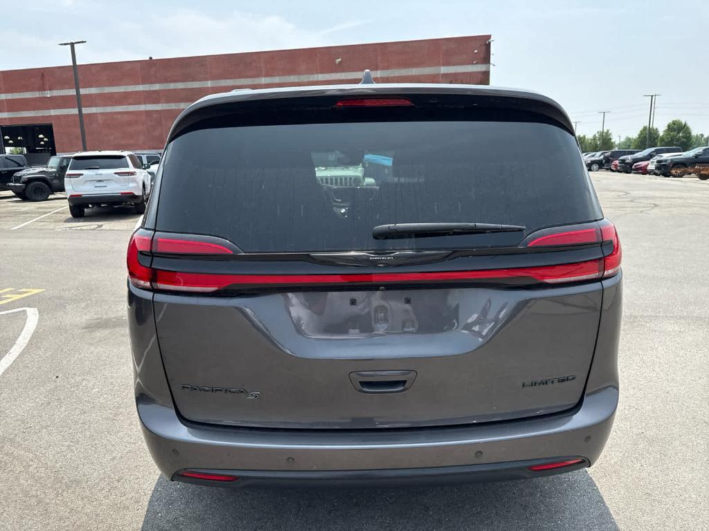 used 2022 Chrysler Pacifica car, priced at $36,988