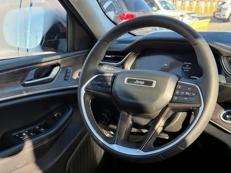 used 2023 Jeep Grand Cherokee car, priced at $34,679