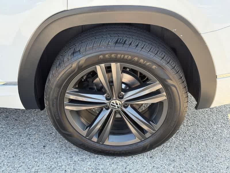 used 2021 Volkswagen Atlas car, priced at $21,988
