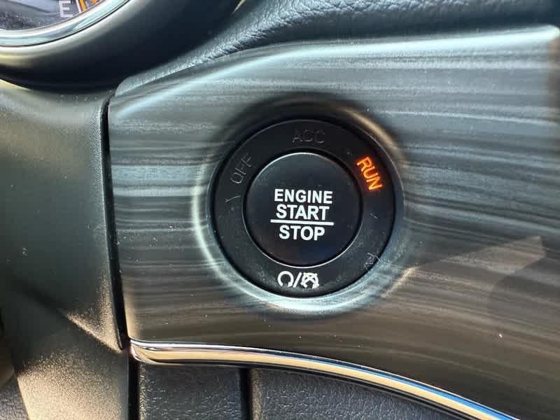 used 2022 Jeep Grand Cherokee WK car, priced at $30,988
