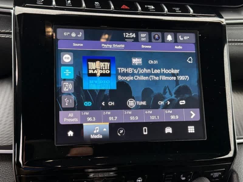 used 2023 Jeep Grand Cherokee car, priced at $34,988