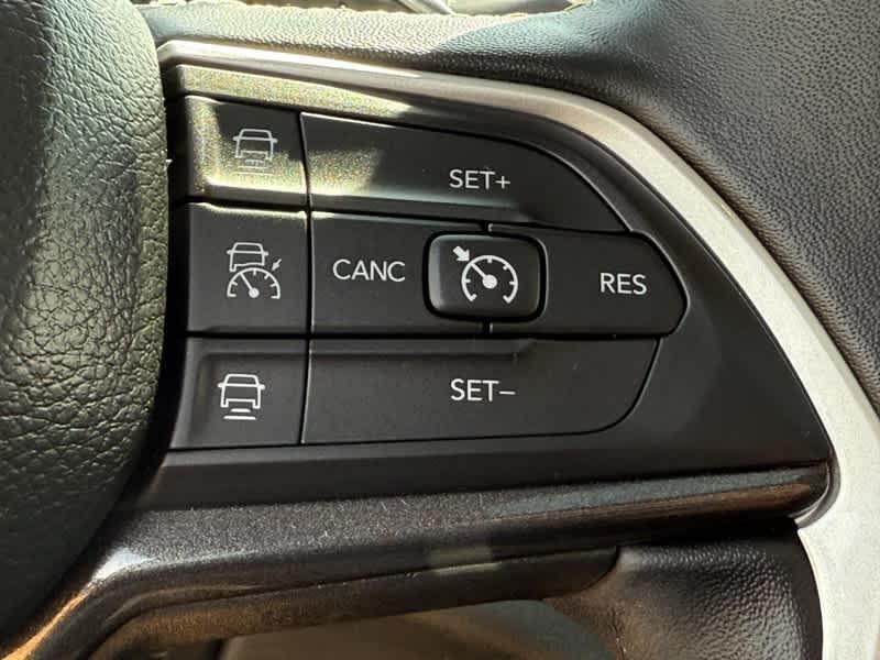 used 2022 Jeep Grand Cherokee L car, priced at $31,506
