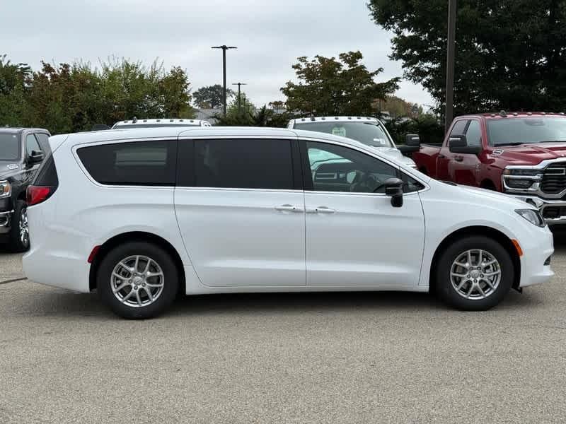 new 2026 Chrysler Voyager car, priced at $40,436