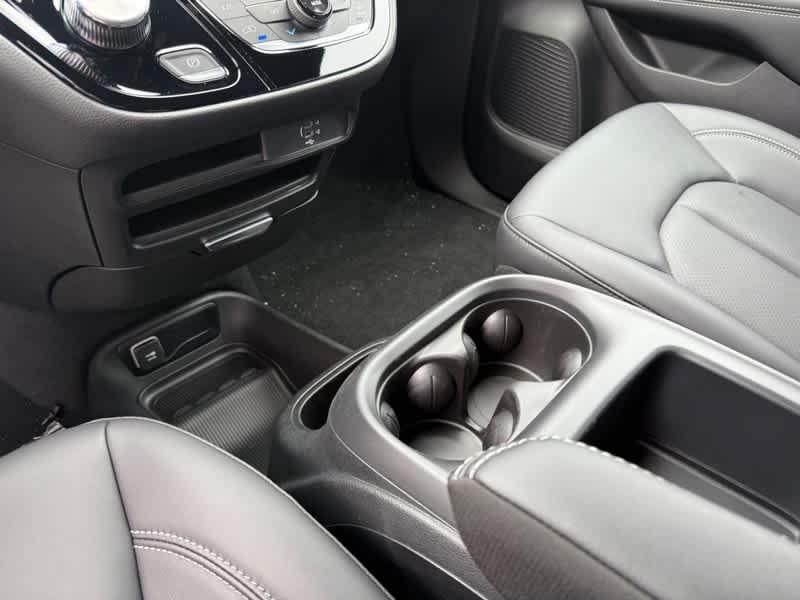 new 2026 Chrysler Voyager car, priced at $40,436