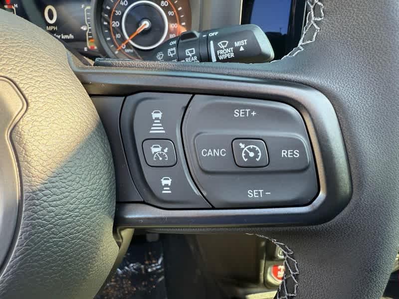 new 2025 Jeep Wrangler car, priced at $52,414