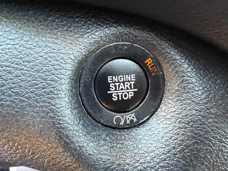 used 2021 Jeep Cherokee car, priced at $23,794