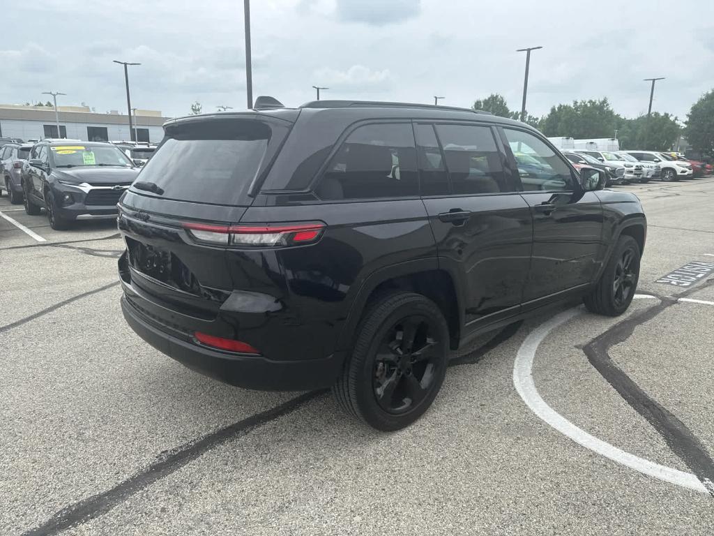 used 2023 Jeep Grand Cherokee car, priced at $36,470