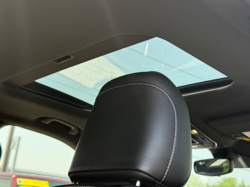 used 2023 Jeep Grand Cherokee car, priced at $36,470