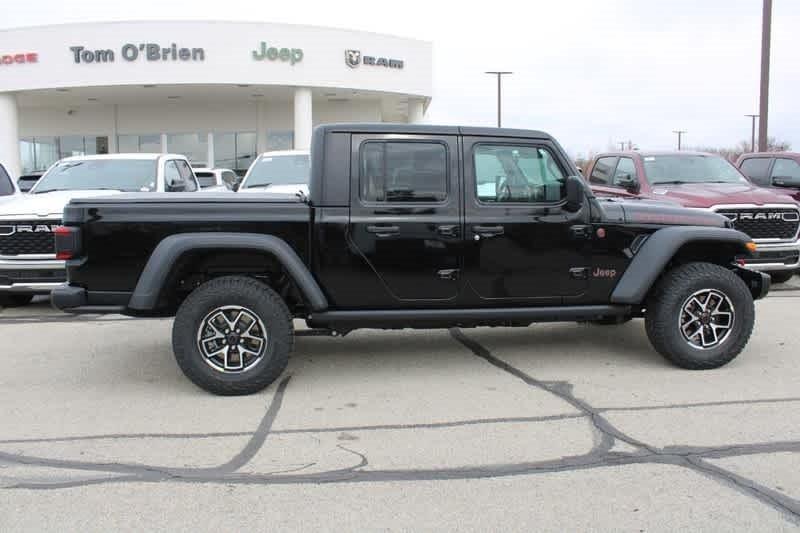 new 2025 Jeep Gladiator car, priced at $58,805