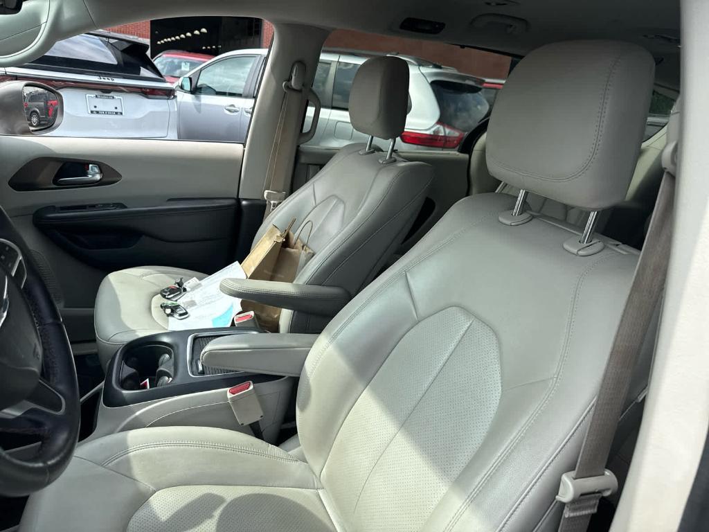 used 2017 Chrysler Pacifica car, priced at $9,875