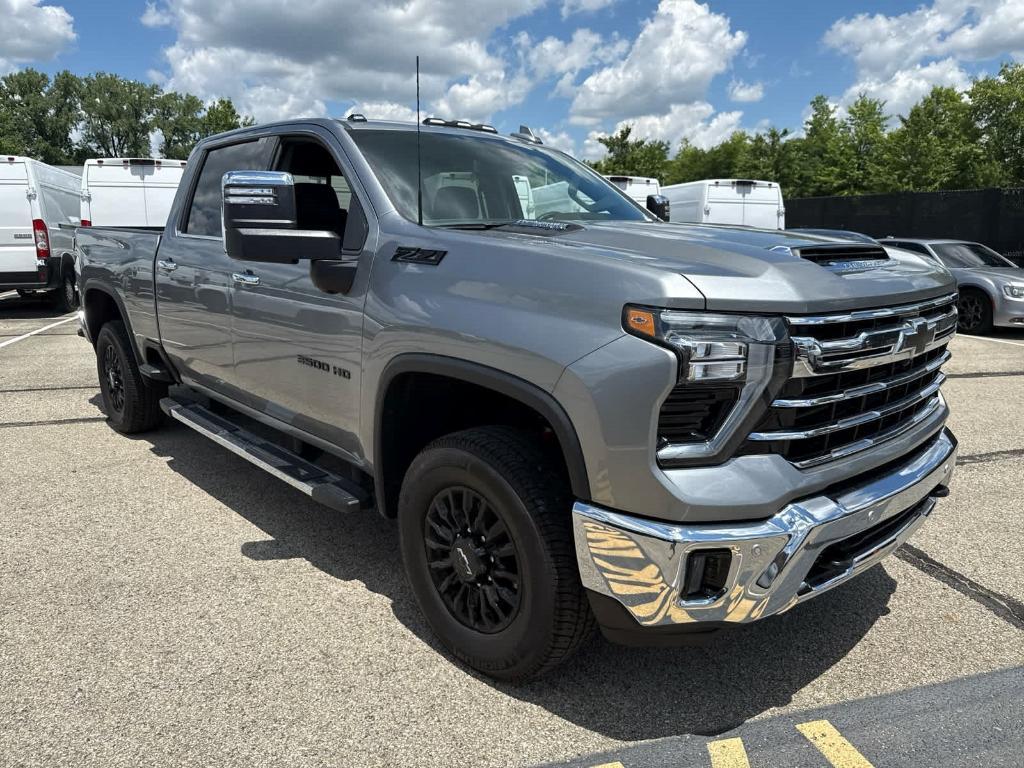 used 2025 Chevrolet Silverado 3500 car, priced at $73,988