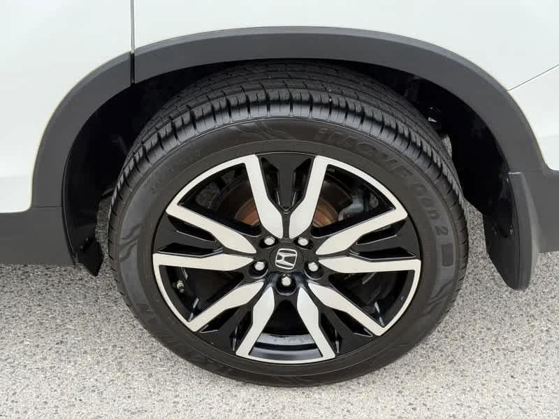 used 2021 Honda Pilot car, priced at $24,595