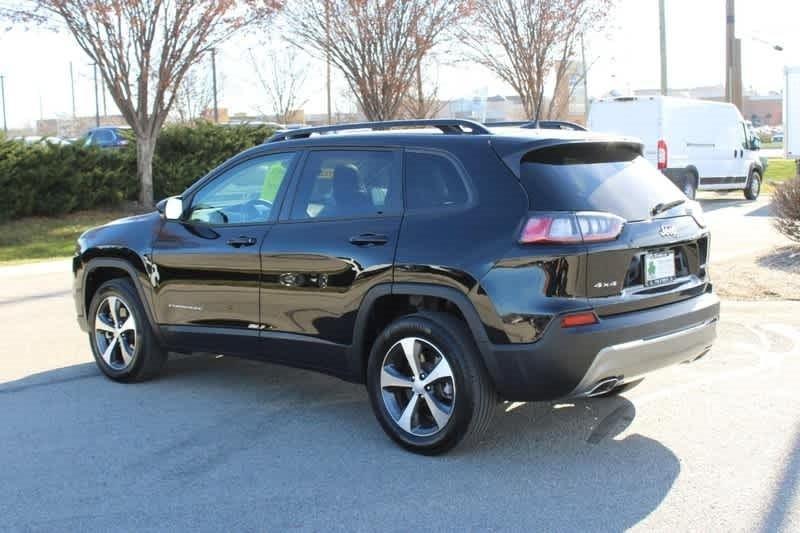 used 2022 Jeep Cherokee car, priced at $28,944