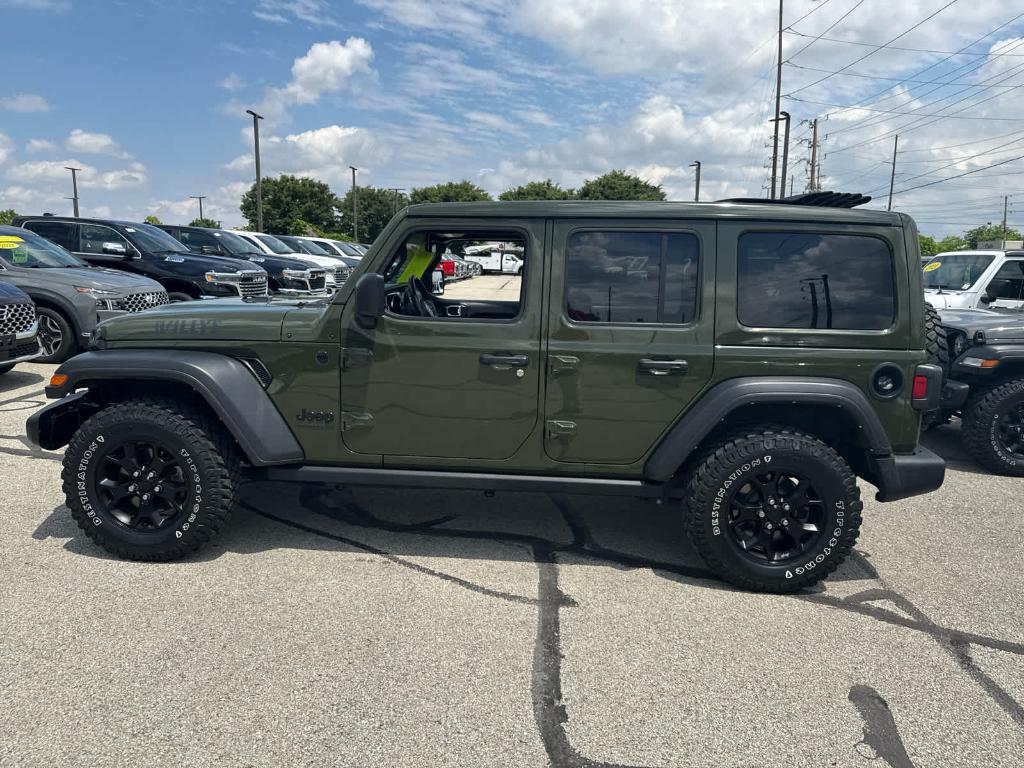 used 2021 Jeep Wrangler Unlimited car, priced at $31,988