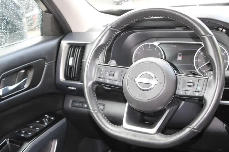 used 2022 Nissan Pathfinder car, priced at $30,644