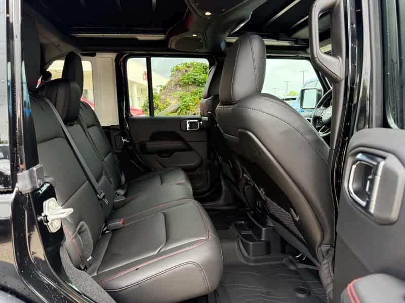 new 2025 Jeep Wrangler car, priced at $62,660