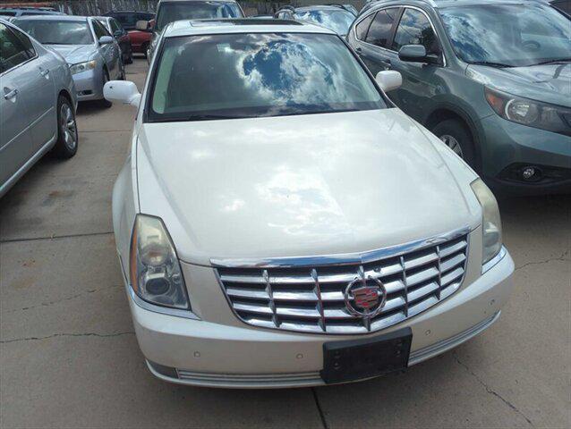 used 2009 Cadillac DTS car, priced at $5,988