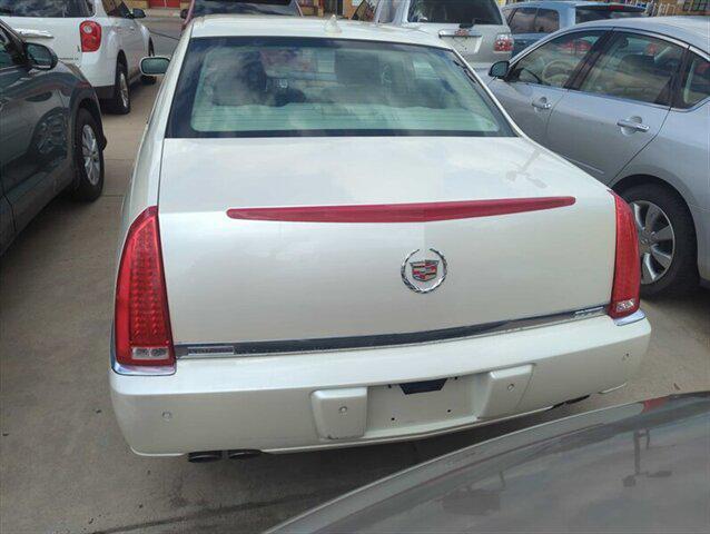 used 2009 Cadillac DTS car, priced at $5,988