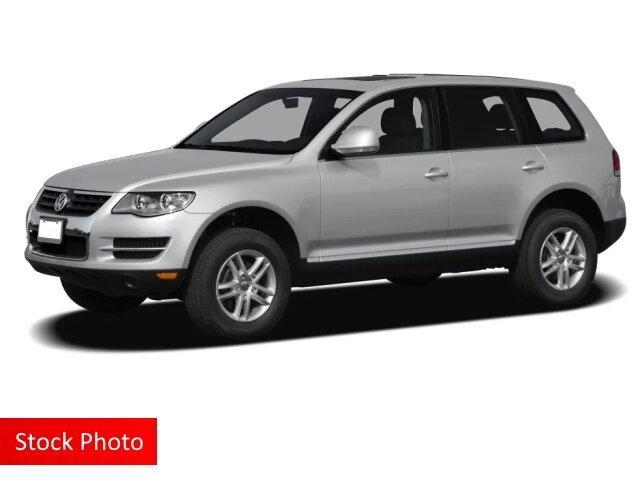 used 2008 Volkswagen Touareg 2 car, priced at $7,988
