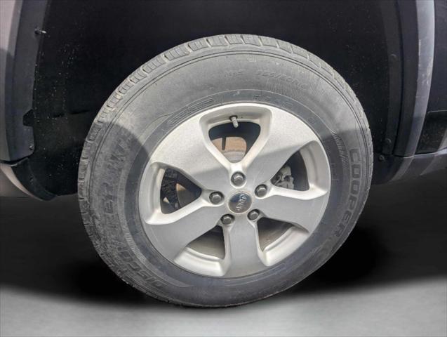 used 2013 Jeep Grand Cherokee car, priced at $8,988