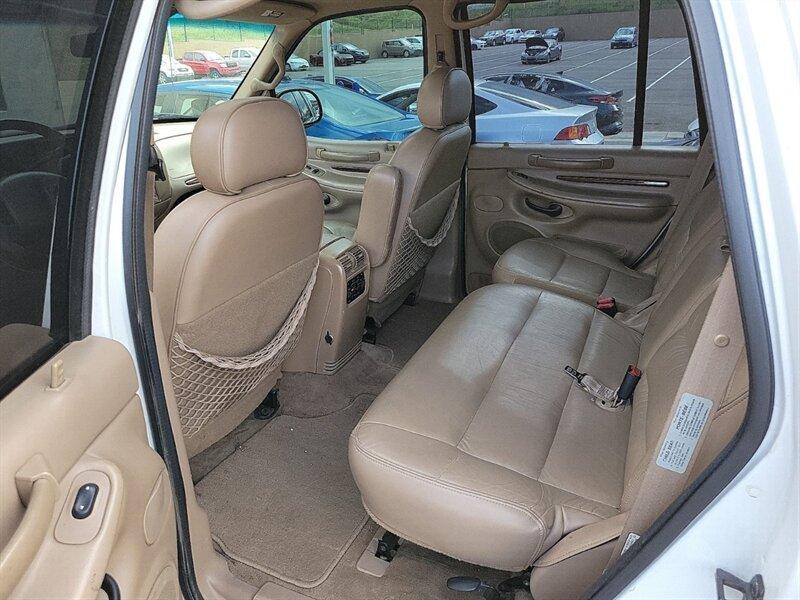 used 1998 Lincoln Navigator car, priced at $5,988