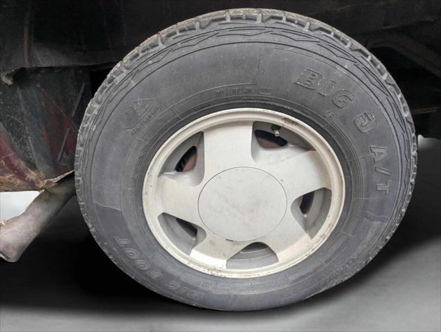 used 1998 Chevrolet Tahoe car, priced at $9,988
