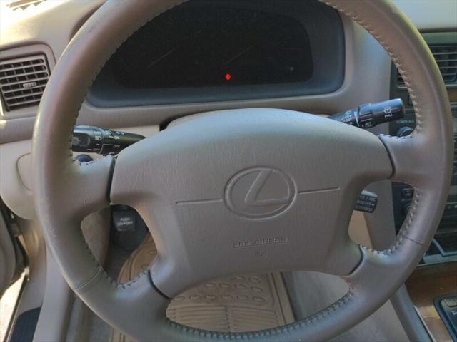 used 1999 Lexus ES 300 car