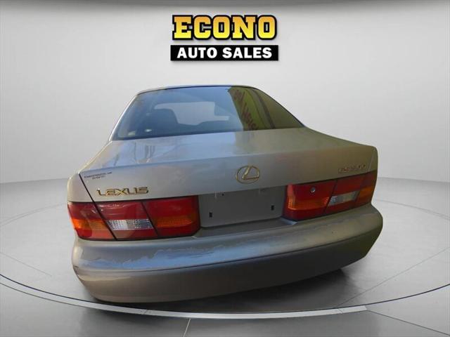 used 1999 Lexus ES 300 car, priced at $4,988