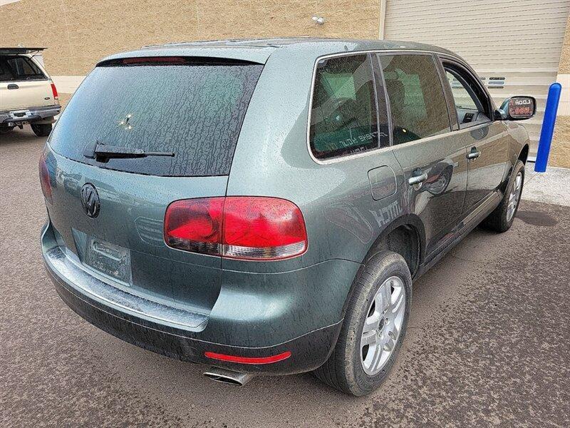 used 2004 Volkswagen Touareg car, priced at $3,988