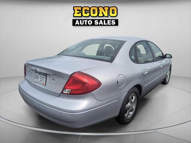 used 2000 Ford Taurus car