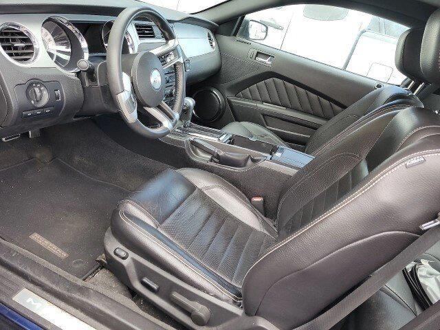 used 2012 Ford Mustang car