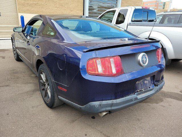 used 2012 Ford Mustang car