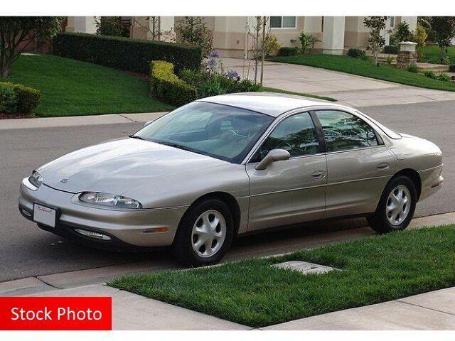 used 2001 Oldsmobile Aurora car, priced at $7,988