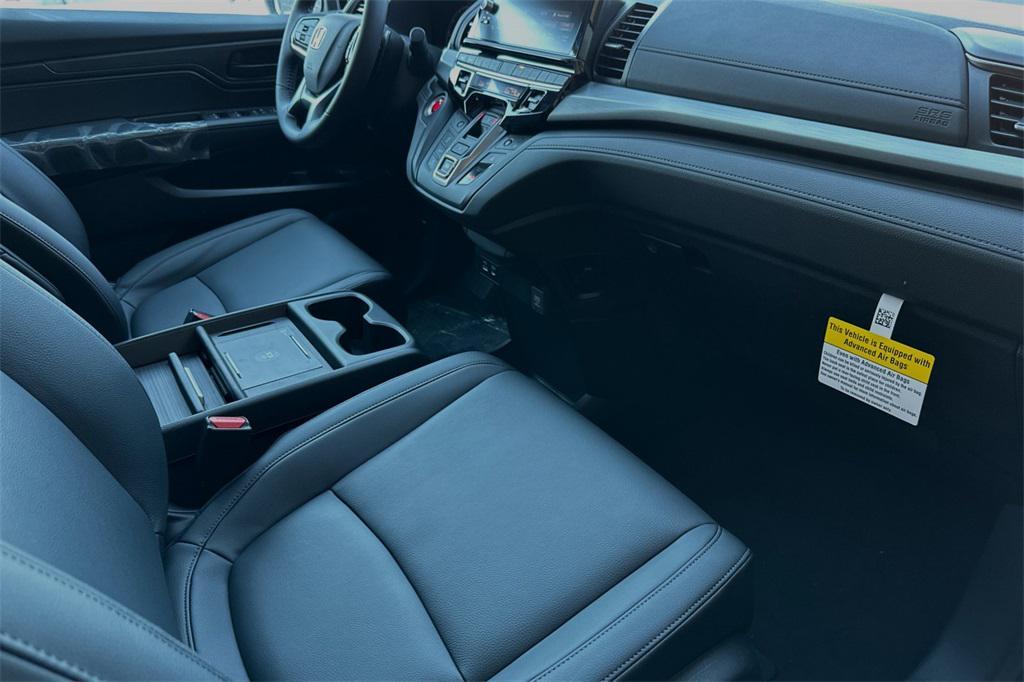 new 2025 Honda Odyssey car, priced at $44,125