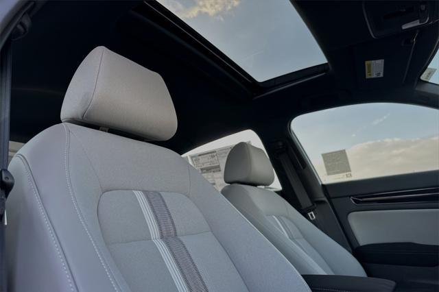 new 2025 Honda Civic Hybrid car, priced at $30,100