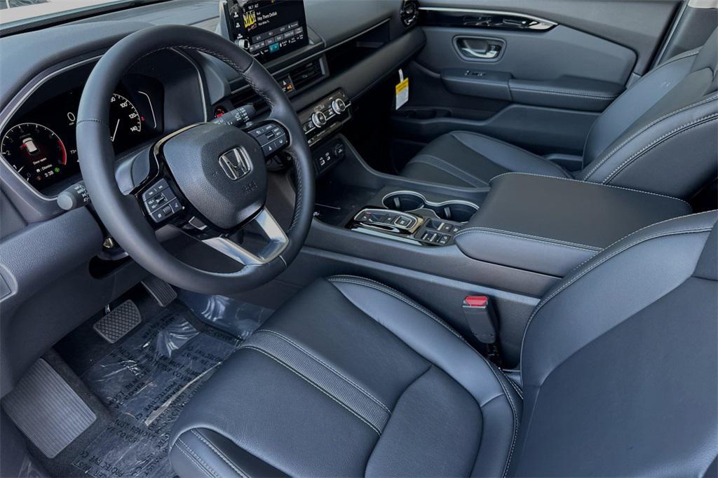 new 2025 Honda Pilot car, priced at $51,095
