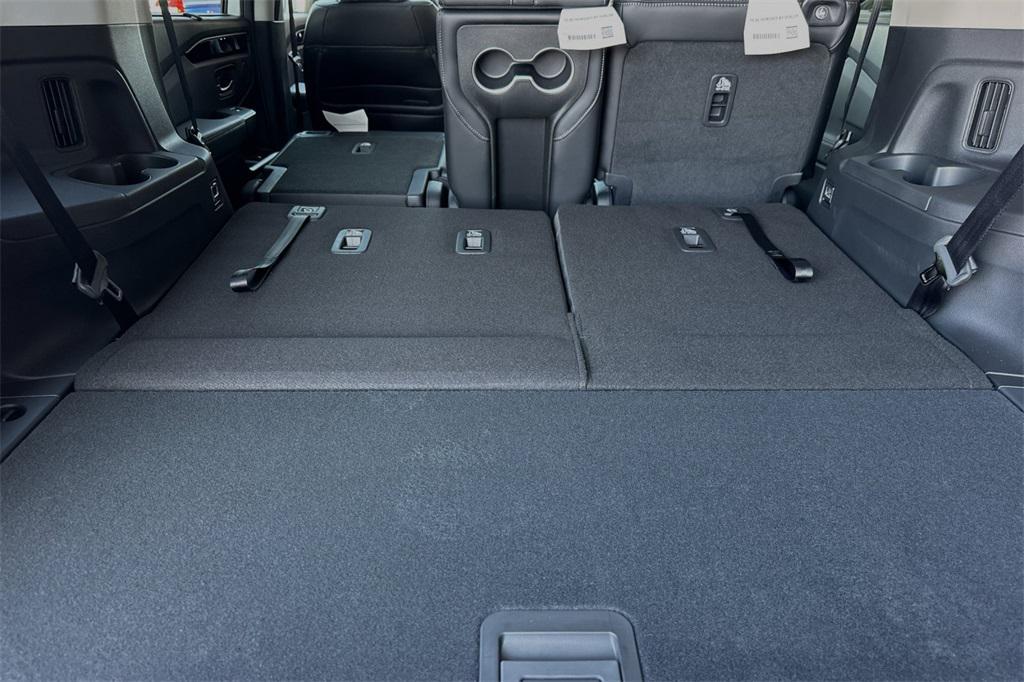new 2025 Honda Pilot car, priced at $51,095