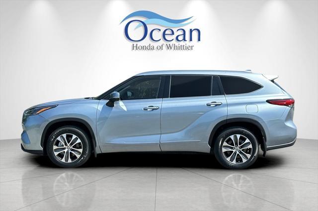 used 2021 Toyota Highlander car, priced at $30,494