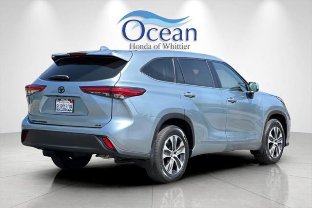 used 2021 Toyota Highlander car, priced at $30,494