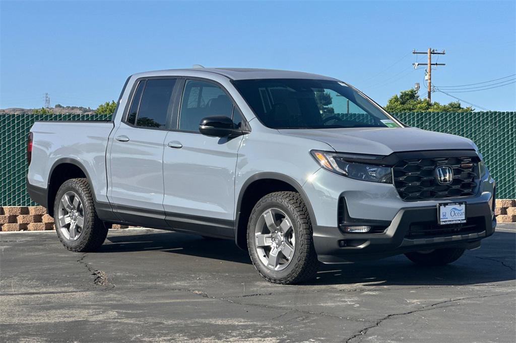 new 2025 Honda Ridgeline car, priced at $47,585